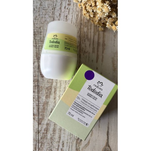 DESODORANTE ROLLON ALECRIM E SALVIA