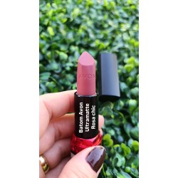 BATOM AVON ULTRAMATTE ROSA CHIC