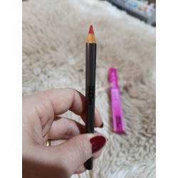 LAPIS PARA LABIOS NATURA FACES VERMELHO LAPIS PARA LABIOS NATURA FACES VERMELHO